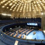 E o Senado vai ficando apertado