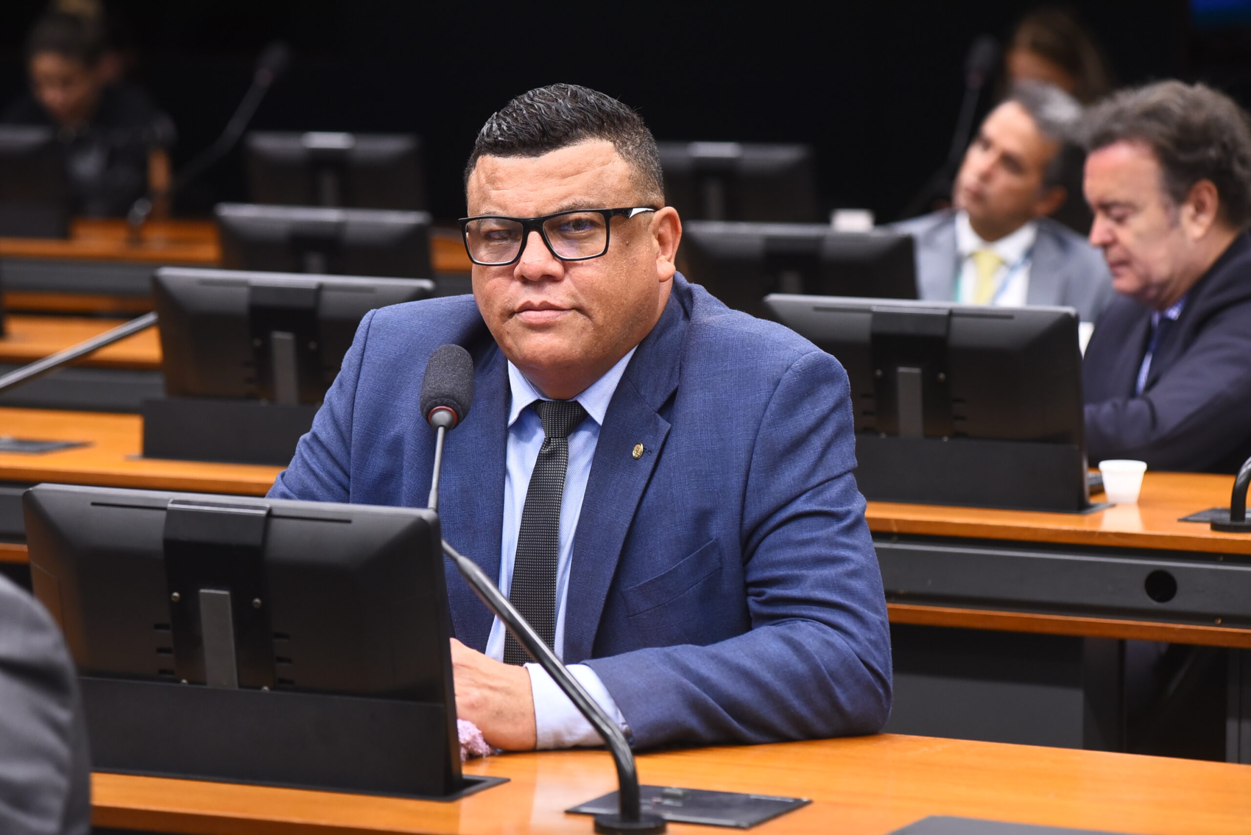 Um Deputado, uma profissional e nenhum decoro