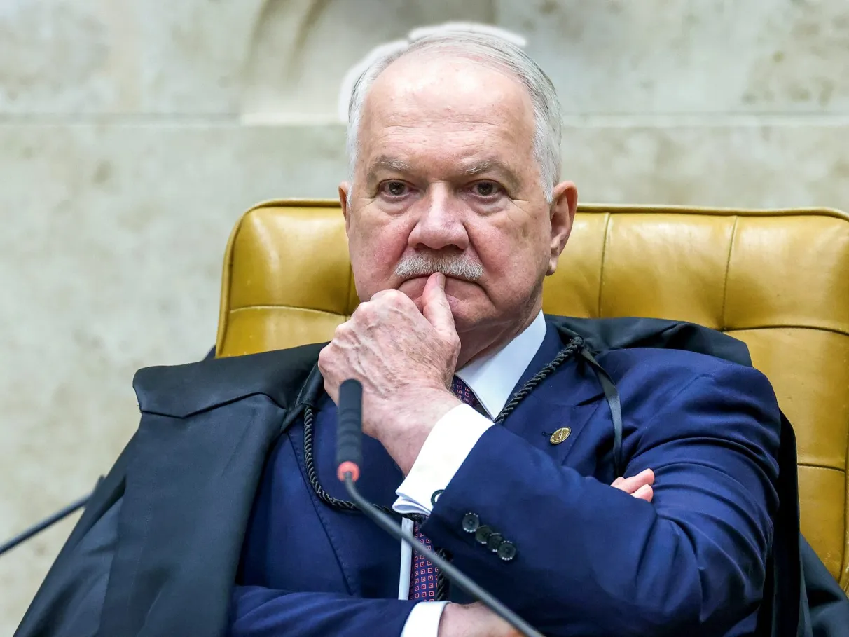 Enfim, o despertar do sono dos justos
