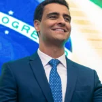 Uma candidatura “avulsa”, presa e partida a suas escolhas