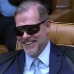 Tirem as crianças da sala e acreditem se quiser…