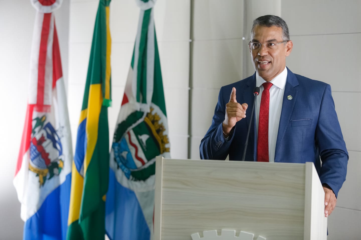 Um Vereador rachado em Maceió