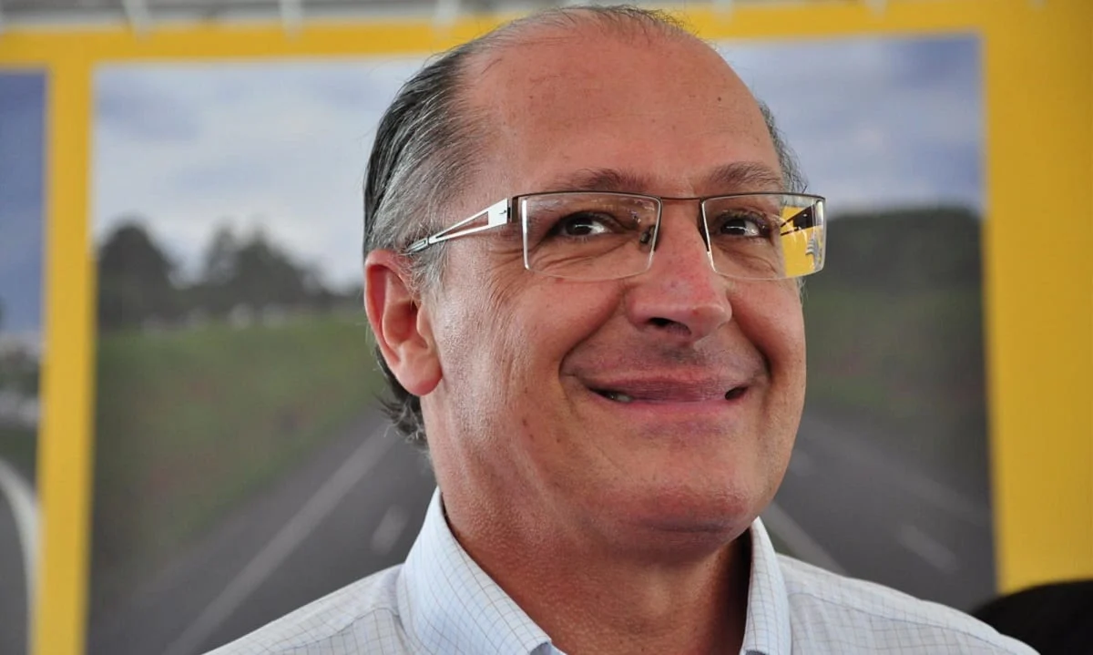 Alckmin opina sobre o STF
