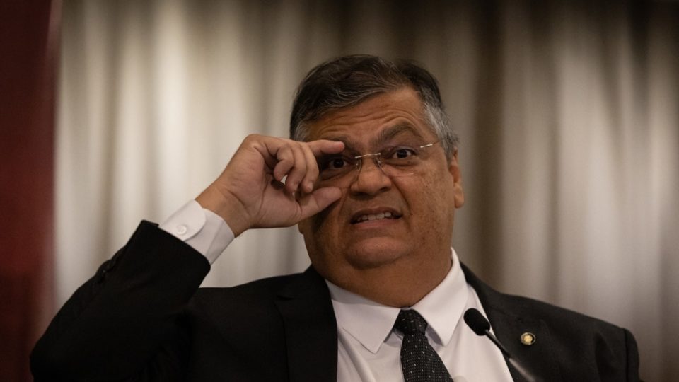 Flávio Dino novamente em cena